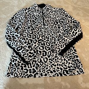 TAIL Women’s Large Cheetah Print Golf Pullover with Mesh Sleeve Accents
